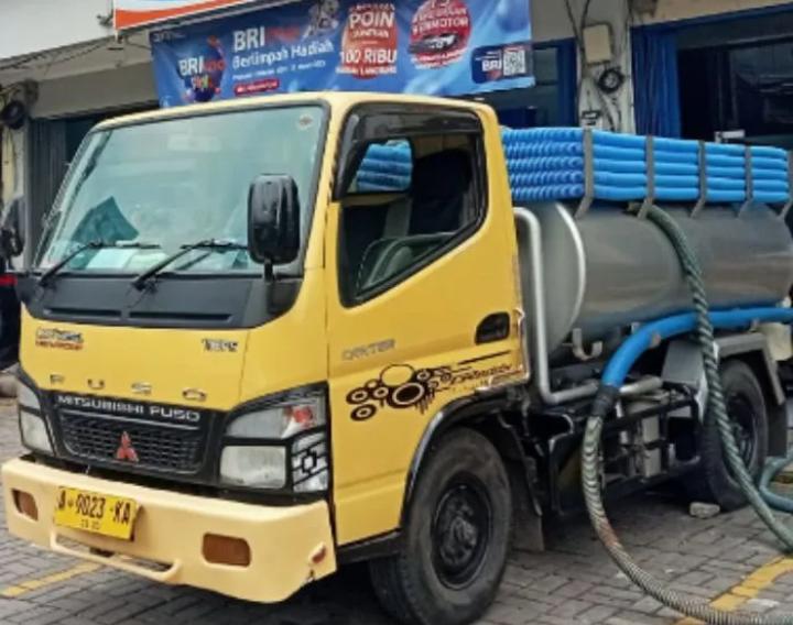 Sedot Wc Kelapa Gading